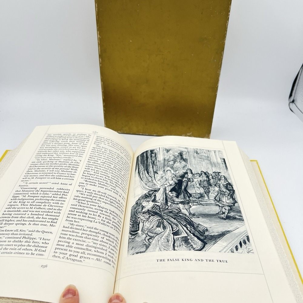 The‎ Man In The Iron Mask by Alexandre Dumas , Heritage Club 1964 - Hardcover - Picture 16 of 16